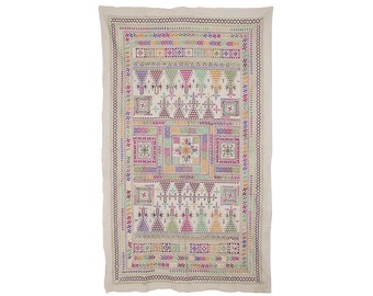 VINTAGE TEXTILE - Vintage exquisite table cover with Suf Stitching