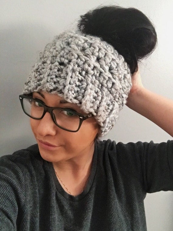 Messy Bun Hat/Crochet bun beanie/Winter Hat/Man Bun Hat/ Crochet ...