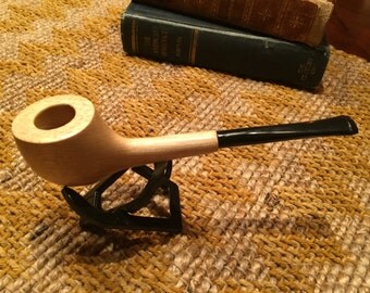 Hand carved Hardwood Tobacco Pipe