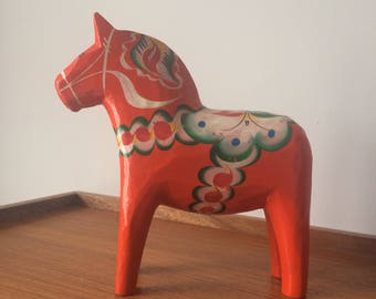 Vintage DALA HORSE hand crafted in wood Dalarna Sweden Dalahäst Scandinavian Decor Ornament Carved Craft Swedish RED