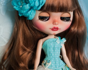 Blue/ivory corset set for Blythe.