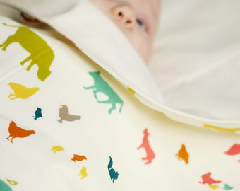 Farm Animal Baby Blanket, Organic Receiving Blanket with Multicolor Cows, Horses, Sheep, Pigs, Chickens, Gender Neutral Baby Shower Gifts