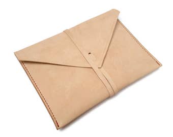 Leather Kindle case. Leather e-readers Case. Natural Leather Case for Kindle. Kindle Paperwhite. Kindle travel. Kindle Oasis. Gift ideas