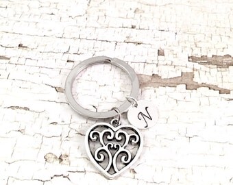 Heart keychain, filigree heart charm keychain, initial keychain, Valentine's Day jewelry, personalized jewelry, anniversary, wedding day