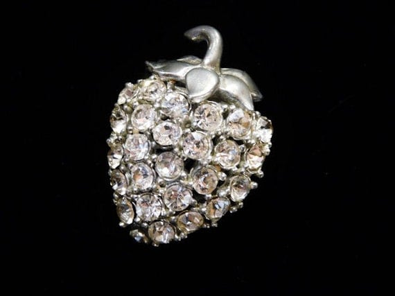 1940s Art Deco Rhinestone Brooch Antique Crystal Rhinestone Strawberry Brooch Pendant Wedding Bride Bridal Fashion Jewelry Dainty Brooch