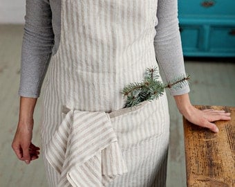 Linen woman apron. Stone washed linen apron. Striped natural and off white. Linen full apron. Long apron. Natural apron. Traditional apron
