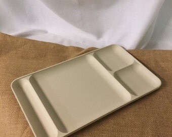 Divided Cafeteria Tray, Vintage Tupperware Tray, White Tupperware Plate, Compartment Tray, Retro Lunch Room Tray