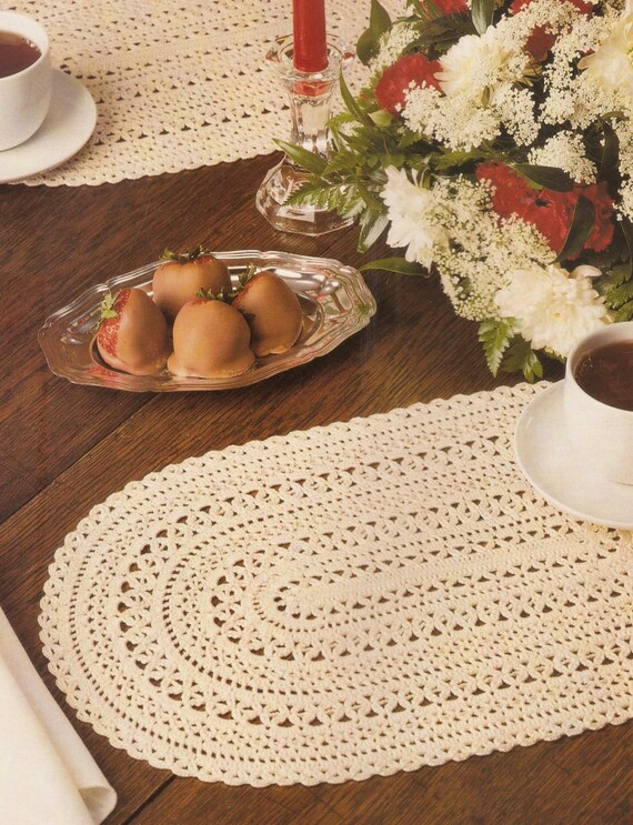 Vintage Oval Placemat Crochet Pattern