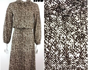 Boho Vintage 70s Brown Reptile Pattern Two-Piece Skirt and Billowy Cropped Blouse Set!