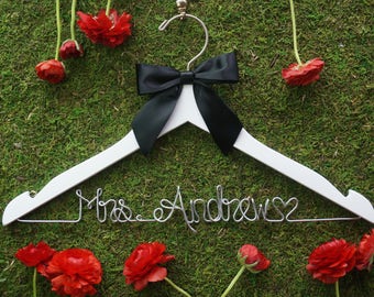 Wedding Hanger | Bridesmaid Gift | Bridesmaids| Wedding Dress Hanger, Personalized Bridal Hanger, Custom Wire Name Hanger, Bridal Gift