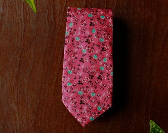 Pink and Blue Floral Men's Necktie with Microfiber Tip