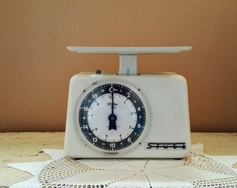 Mid Century White Stube Kitchen Scale 20 lbs 9 kg