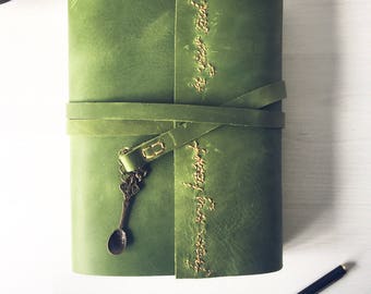 Wedding gift for bride, A5 Jumbo personalized recipe book, leather anniversary for her, leather anniversary for him, custom quote cheft gift