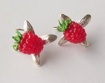 Raspberry earrings red berries earrings polymer clay jewelry gift for her red jewelry realistic raspberry woodland style summer jewelry