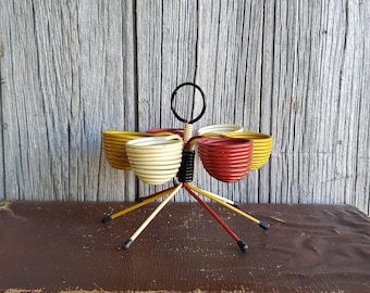 French Mid Century Scoubidou Egg Holder - French Retro Egg Basket - Mustard Red and Cream Retro Egg Rack from 1950s France