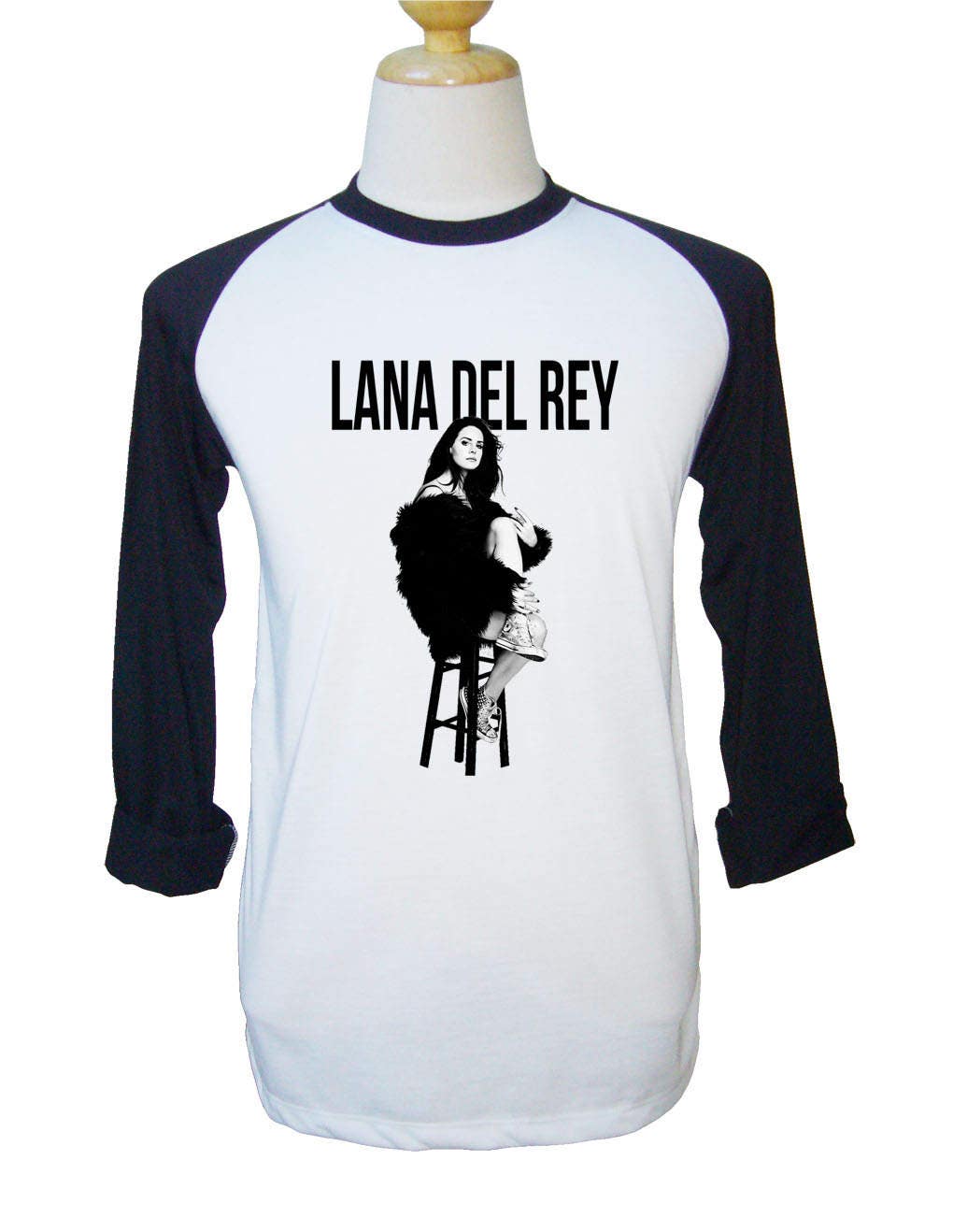 lana tshirt