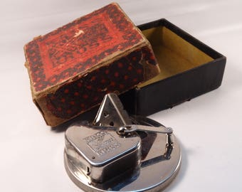 Kriss Kross Stropper Razor Blade Sharpener Pat 1921