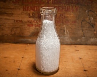 Vintage Rieck 1 Quart Glass Embossed Milk Bottle Rieck National Dairy Kitchen Decor