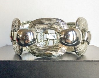 Vintage 1960's Leru Inc. Chunky Circle Silver Toned Textured Metal Link Bracelet