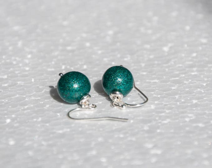 Dark green earrings, Sparkly earrings for birthday, Sparkly green earrings, Birthday earrings, Glitter earrings, 10mm bead earrings