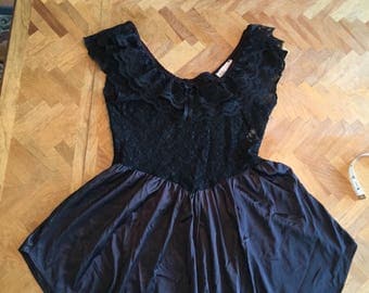 Vintage 1980s black lace lingerie