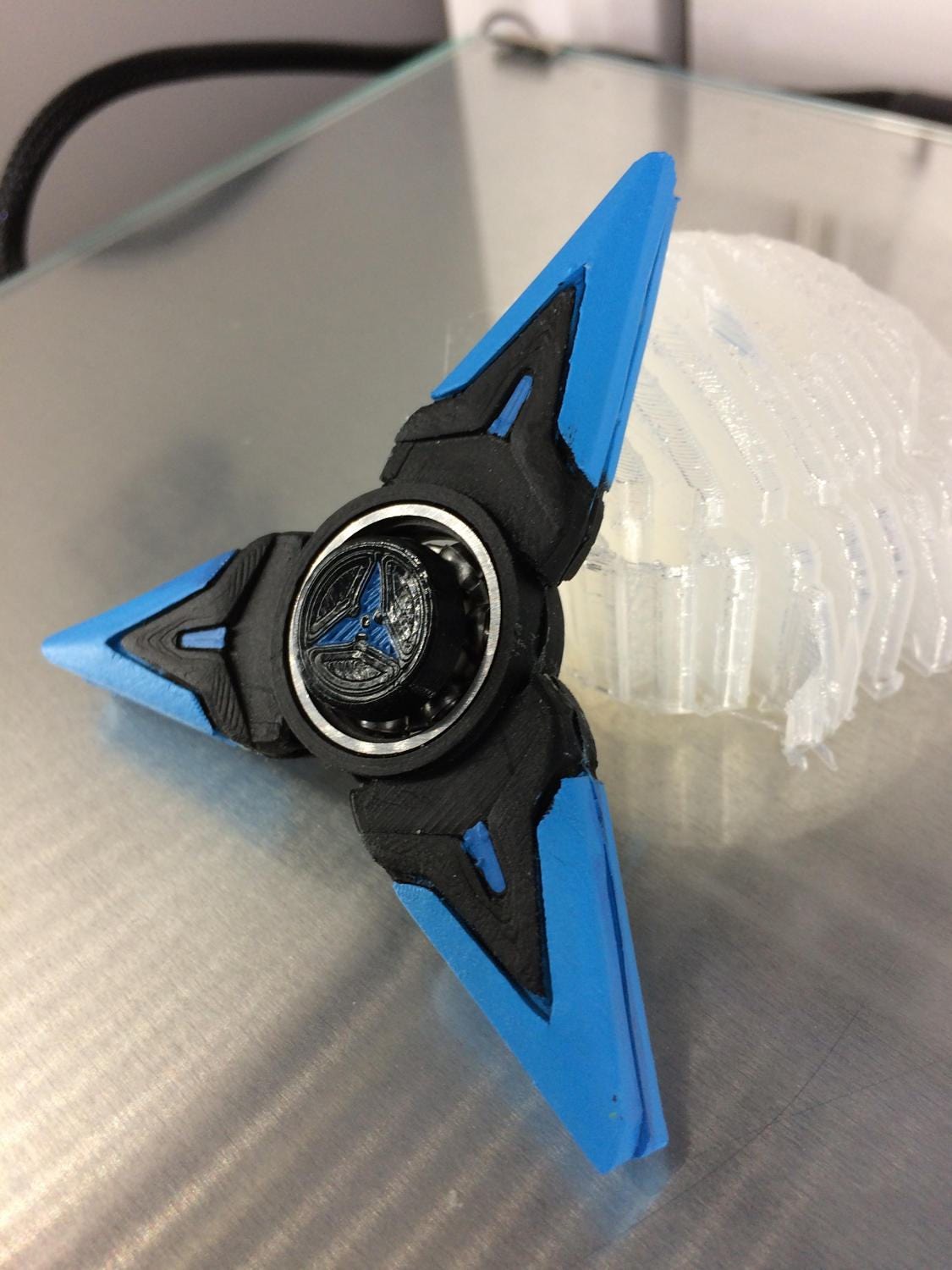 Overwatch Genji Carbon Fiber shuriken hand spinner