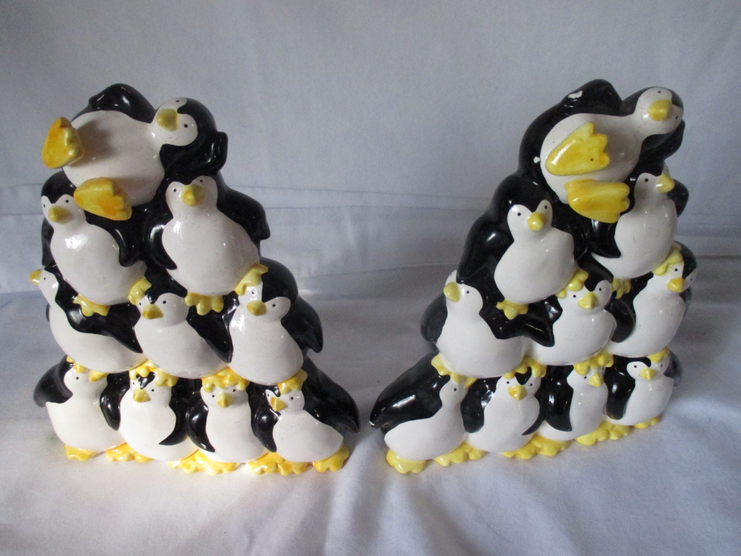 Vintage Penguin Bookends Ceramic Stacked Penguins 1986 OCI