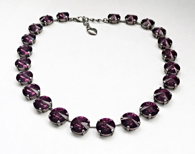 Large 14mm amethyst purple rivoli Swarovski crystal Anna Wintour style collar necklace featuring 23 crystals.