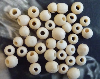 Hand Carved Bone Beads (18 pcs) Vintage hand carved cow bone Beads/Round Vintage Carved Bone Beads/ Are Not Ivory