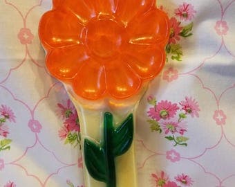 Retro Lucite Flower spoon rest