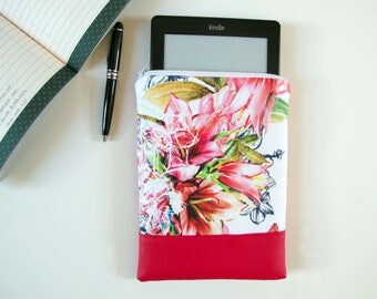 Kindle cover in fabric with floral print in shades of Fuchsia and Red artificial leather Kindle case, Kindle case Fuchsia, unique piece