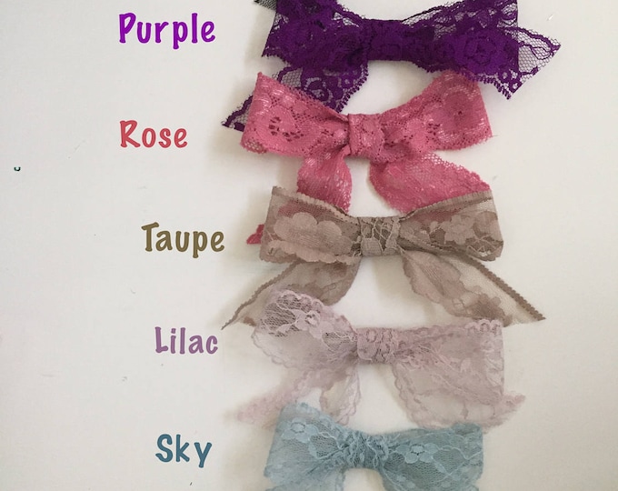 Small Lace bows {Set of 3 Arabella lace fabric hair bows} Please note your three colors in the notes section at checkout.