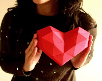 Heart Papercraft, PDF template and instructions, Mothers day, Valentines day, Gifts for her, Gifts for mom, Low Poly Model, Heart Low Poly