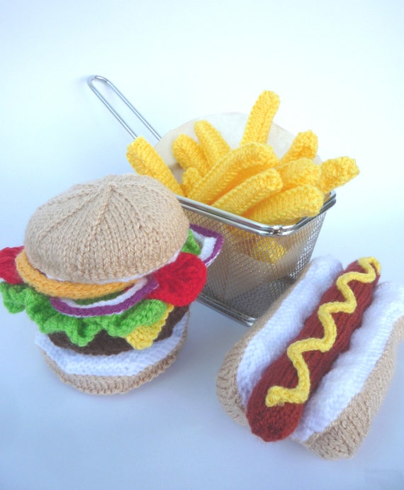 KNITTING PATTERN Hamburger and Hot Dog with Chips