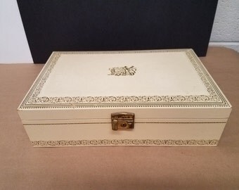 Vintage Ivory Jewelry/Music Box