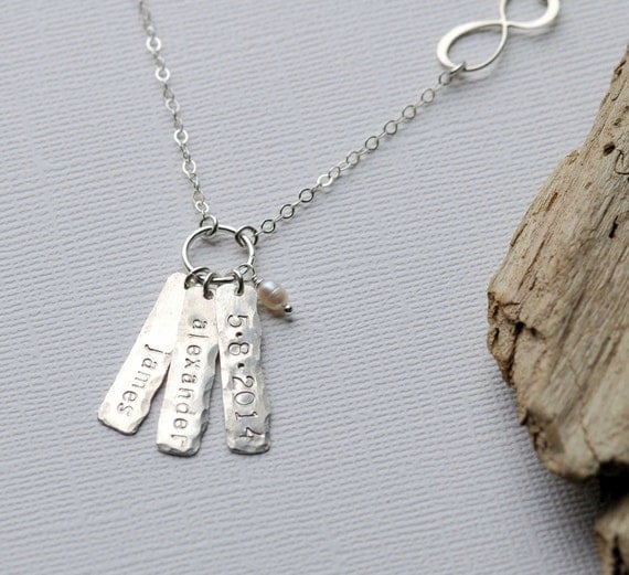 Personalized Mothers Necklace / Dainty Bar Necklace by CVennell