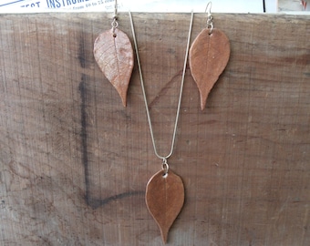 Ceramic Leaf Necklace and Earring Set