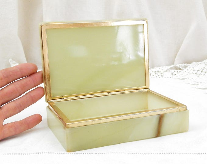 Vintage Mid Century Carved Veined Green Marble Onyx Agate Box, Cigarette Box, Office, Retro Home, Interior, Mid Century Modern, 1970s, 1960s