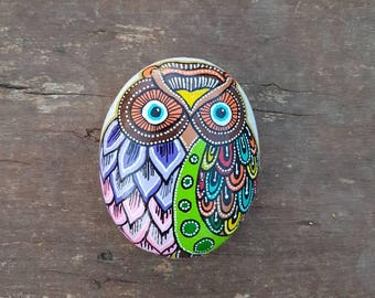 Painted stone owl | Etsy