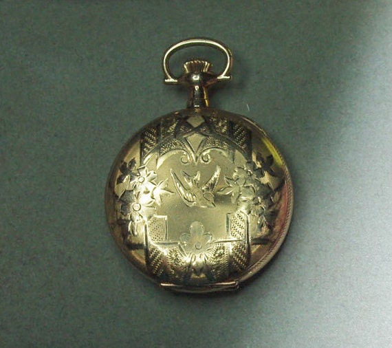 Antique Elgin Ladies Pocket Watch ca 1909 Good Working