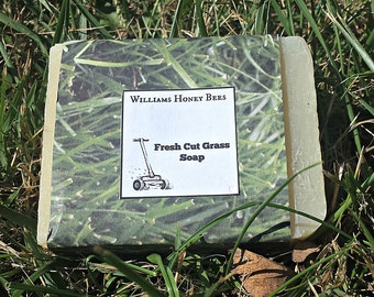 Fresh Cut Grass Scented Beeswax Cold Press Soap