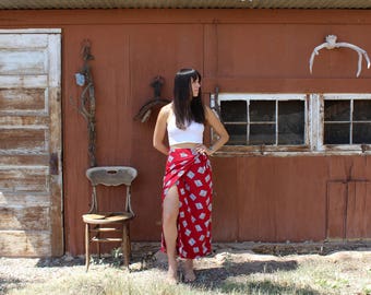 SALE vintage desert west horse print wrap skirt // high waisted red skirt // Sherry Holt red horse skirt // long wrap skirt