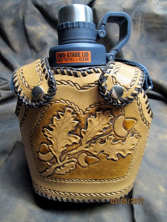 Items similar to Leather canteen cover with Stanley canteen, hand
