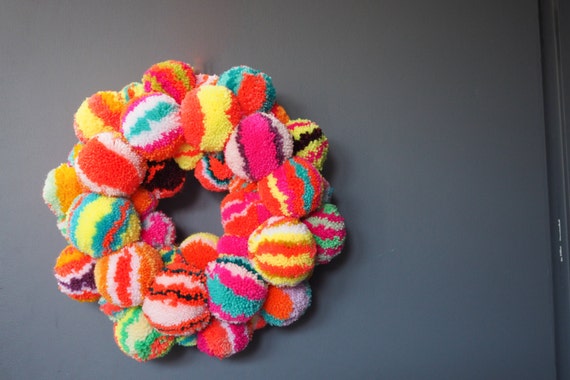 Medium Pom Pom Wreath