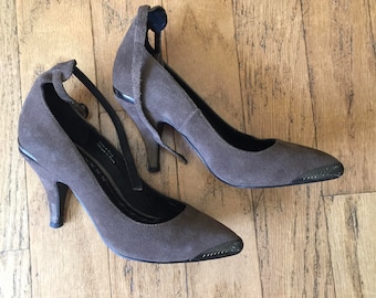 SALE - Gray Ankle Strap Shoes - Size 6