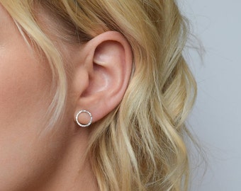 Circle Stud Earrings - Silver Stud Earrings - Circle Stud earrings - Hammered Circle Post Earrings - Small Stud Earrings