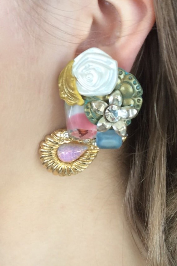 Vintage Handmade Floral Clip On Earrings 1980s Earrings