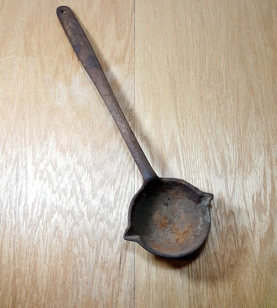 ANTIQUE SMELTING LADLE Long Handled Blacksmith Ladle Country