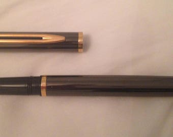 Waterman - Ink Cartridge Pen - Vintage 1980's - Gun Metal