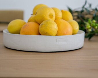 Decorative concrete bowl by artist Tani mor | fruit bowl | centerpiece of concrete